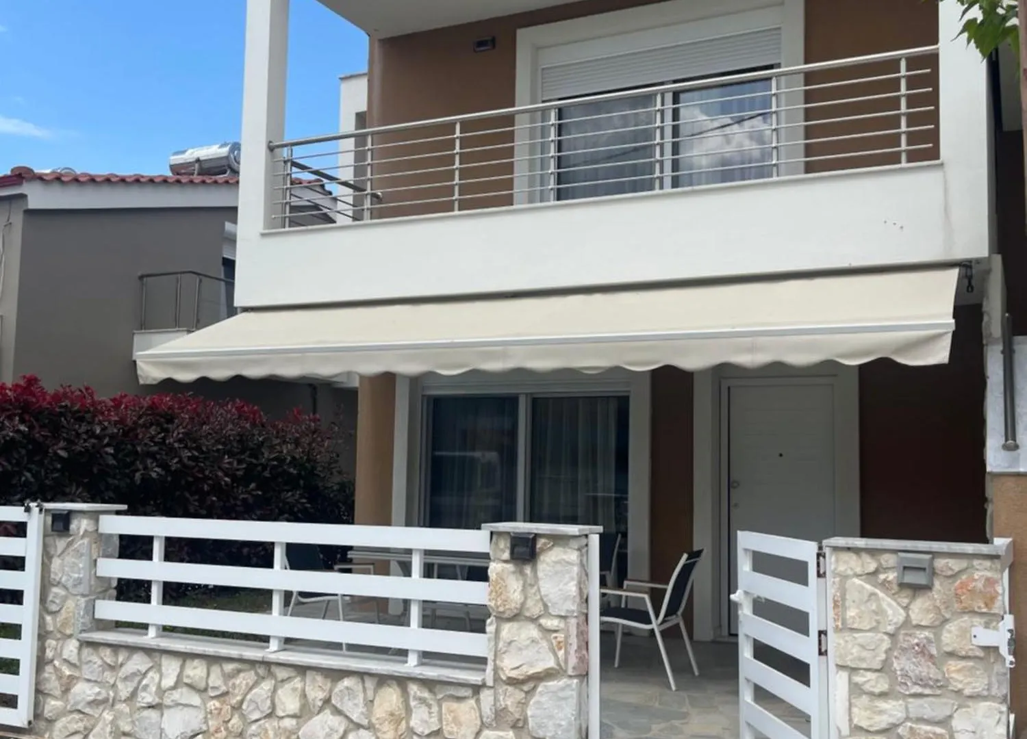 Lina Home location