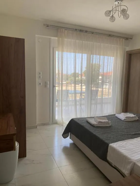 Holiday home Lina Home Nikiti